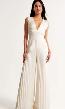 The A&F Giselle Pleated Jumpsuit medium white engagement bridal