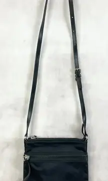 Marc Jacobs Crossbody Bag Black Nylon Small Adjustable Strap Purse Quiet Luxury