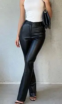 MESHKI NWT Black Tyra Straight Leg‎ Faux Leather Pants Size Small