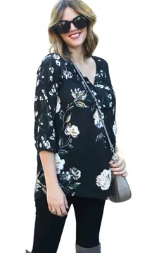 A Pea in the Pod Floral Maternity Blouse Black Cream Whimsigoth Womens Medium