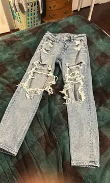 Outfitters Ripped Short Jeans