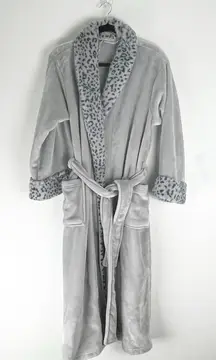 NATORI Gray Faux Fur Leopard Print TrimBelted Waist Pockets Plush Robe Medium