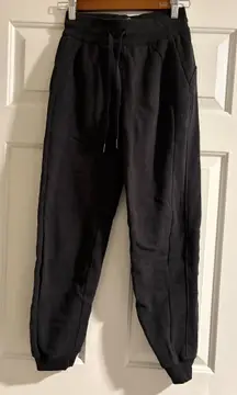 Lululemon Scuba Joggers High-Rise