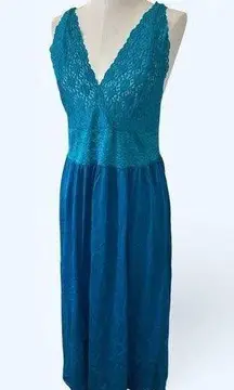 Vintage Vanity Fair USA Turquoise Blue Lace Full Length Night Dress Gown size L