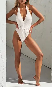 Lulus Sunny Day Babe White Crinkle Halter One-Piece Swimsuit Size M