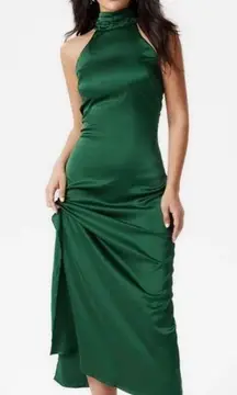 Backless halter maxi dress