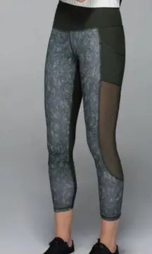 Lululemon High Times Pant SE Luxtreme Mesh size 8 Jazzy White Gator Green