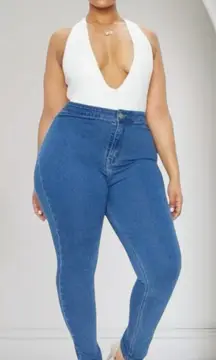 PrettyLittleThing Womens Plus Size 20 Mid Wash High Rise Skinny Jeans
