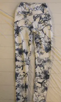 Pcheebum Marble Leggings