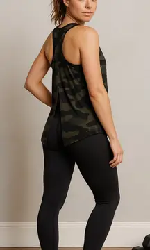 Old Navy Active Breathe ON Camo Racerback Tank Top | Size Medium