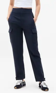 Athleta Endless High Rise Cargo Pant in Navy Size 10