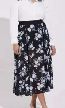 Torrid Madison Georgette Ruffle Mock Neck Button-Up Shirt Size 1 NWT‎