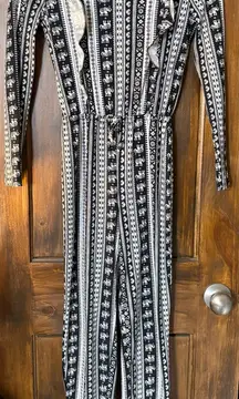 Black and White Patterned Women's jumpsuit