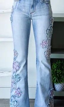 OLI & HALI. WASHED FLOWER PATCHWORK FLARE HEM DENIM JEANS
