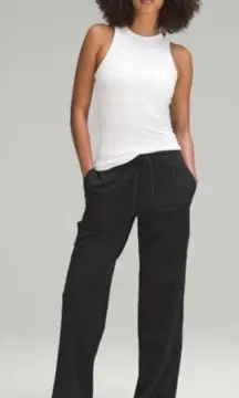NWT Lululemon Straight Leg Mid Rise Luxtreme Pant Black Dress Pants Size M