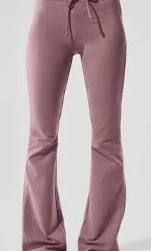 Alo NWOT Sway Bootcut Sweatpants Leggings Smokey Quartz Buttery soft Size S