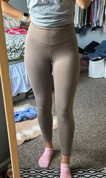 Old Navy Power Chill Extra High Rise Leggings 