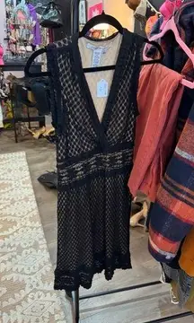 Max studio black dress design