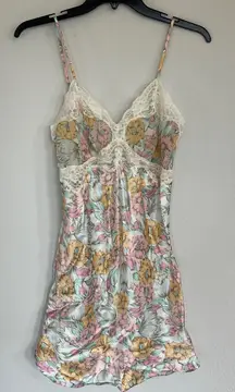 Victoria Secret Vintage Gold Label Floral Satin Mini Slip Dress Size Small   