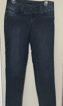 Bivik Brazilian Jeans Womens US Size 28/6 BR42 Butt Lifter Denim Embellished