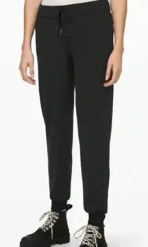 Lululemon On The Fly 28”Luxtreme Ribbed Jogger Pants Black Size 4