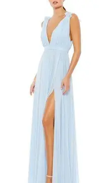 Ileena Mac Duggal Pleated Chiffon Sleeveless VNeck Gown-‎ NWT