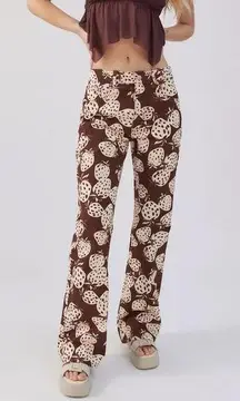 BDG 90’s Mid Rise Printed Bootcut Jean