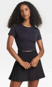 JoyLab Black Cutout Cropped Fit Moisture
Wicking Seamless Tee