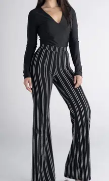 🆕 Black/White Pants High Waisted Stripped Pants🆕