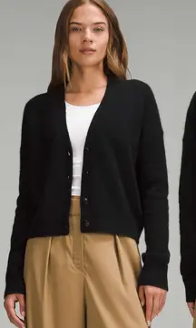 Lululemon Women’s Alpaca Wool-Blend Cardigan Sweater Longsleeve in Black XL