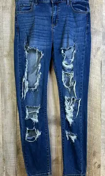 Cello Size 11/30 Distressed Ripped Torn Cropped Straight Leg Jeans w/5 Pockets