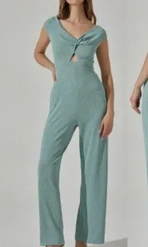 NEW ASTR the Label Textured Cutout Flare Jumpsuit Womens Medium, SAGE GREEN
