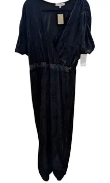 The Vanity Room Black Velour Crushed Velvet Jumpsuit NWT Size XL Womens USA‎