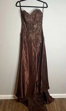 Jovani  Y2K brown and gold lacy embellished strapless formal gown