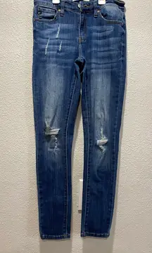 KanCan Jeans Size 5/26 Distressed Jeans Great Condition