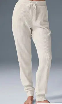 Alo Muse Yoga Sweatpants