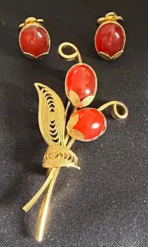 Vintage Austria set EUC goldtone & glass filigree floral brooch w/ clip earrings