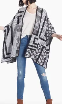 Lucky Brand Intarsia Poncho One Size New With Tags Christmas Gift Winter Cozy