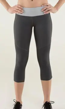 Lululemon Grey Capri Leggings