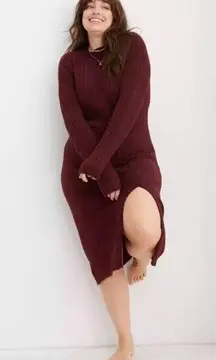 NWT  Buttercream Ribbed Leg Slit Burgundy Soft Sweater Dress Size Large