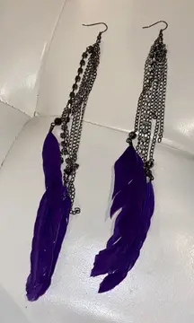 2b Bebe purple feather earrings