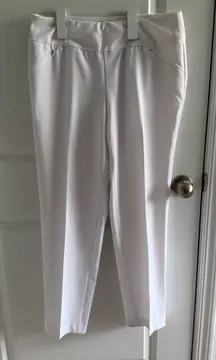Investments Classic White Women’s Pants – Size 6 Petite | Great Condition 