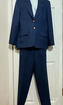 Pendleton Vintage 100% Wool Blue fully lined pants/Jacket suit Women's size 12