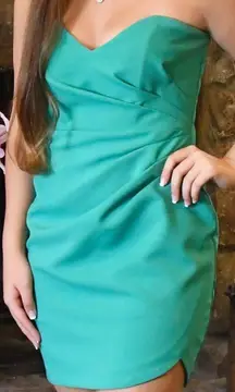 Emerald Green Formal Strapless Dress