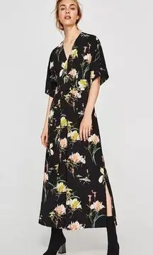 Zara kimono black floral vneck open back jumpsuit NWT