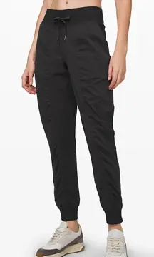 Lululemon Dance Studio Mid-Rise Jogger – Size 6 - Black