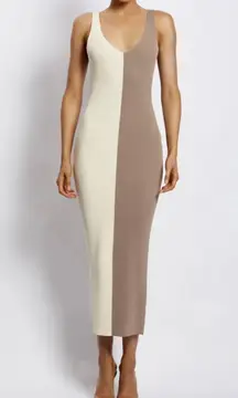 Meshki jodie Teo tome V neck MIDI dress size L