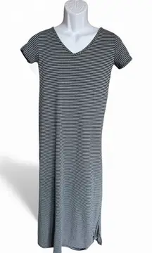 Womens Olivia Rae Thin Pinstripe V Neck Maxi Shirt Dress - Sz S