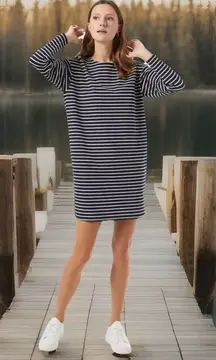 Women’s Basic H&M striped Bodycon Comfy Tshirt dress - size L‎