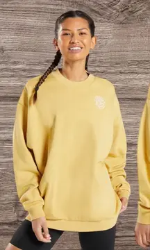 Gymshark Women’s M Oversized Crewneck Sweatshirt Golden‎ Yellow Comfy Lounge New